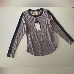 Chaser Long Sleeve crew neck Top